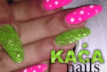 Izlivanje noktiju Kaća Nails