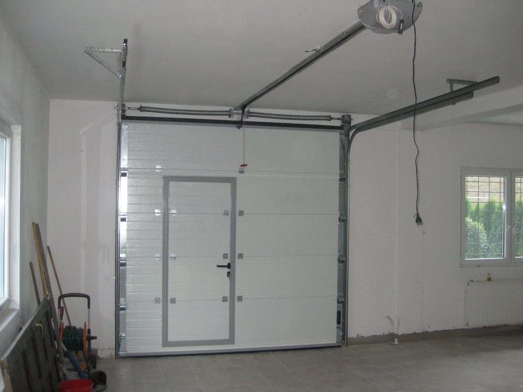 Segmentna garažna vrata Klatex