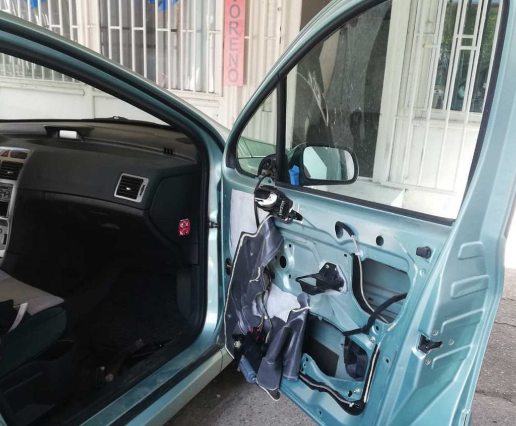 Servis podizaca stakala Rasic 011 Banjica Beograd