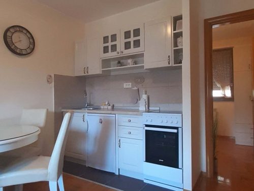 Apartman 12