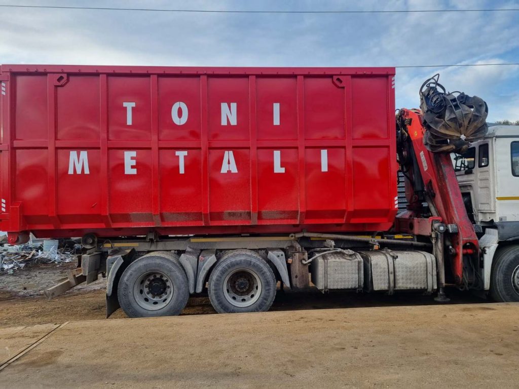 Otkup sekundarnih sirovina Metal Toni